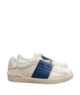 VALENTINO Низкие кроссовки / кеды