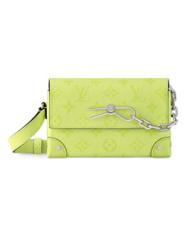 LOUIS VUITTON Сумка на плечо