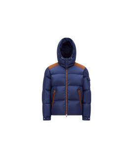 MONCLER Пуховик