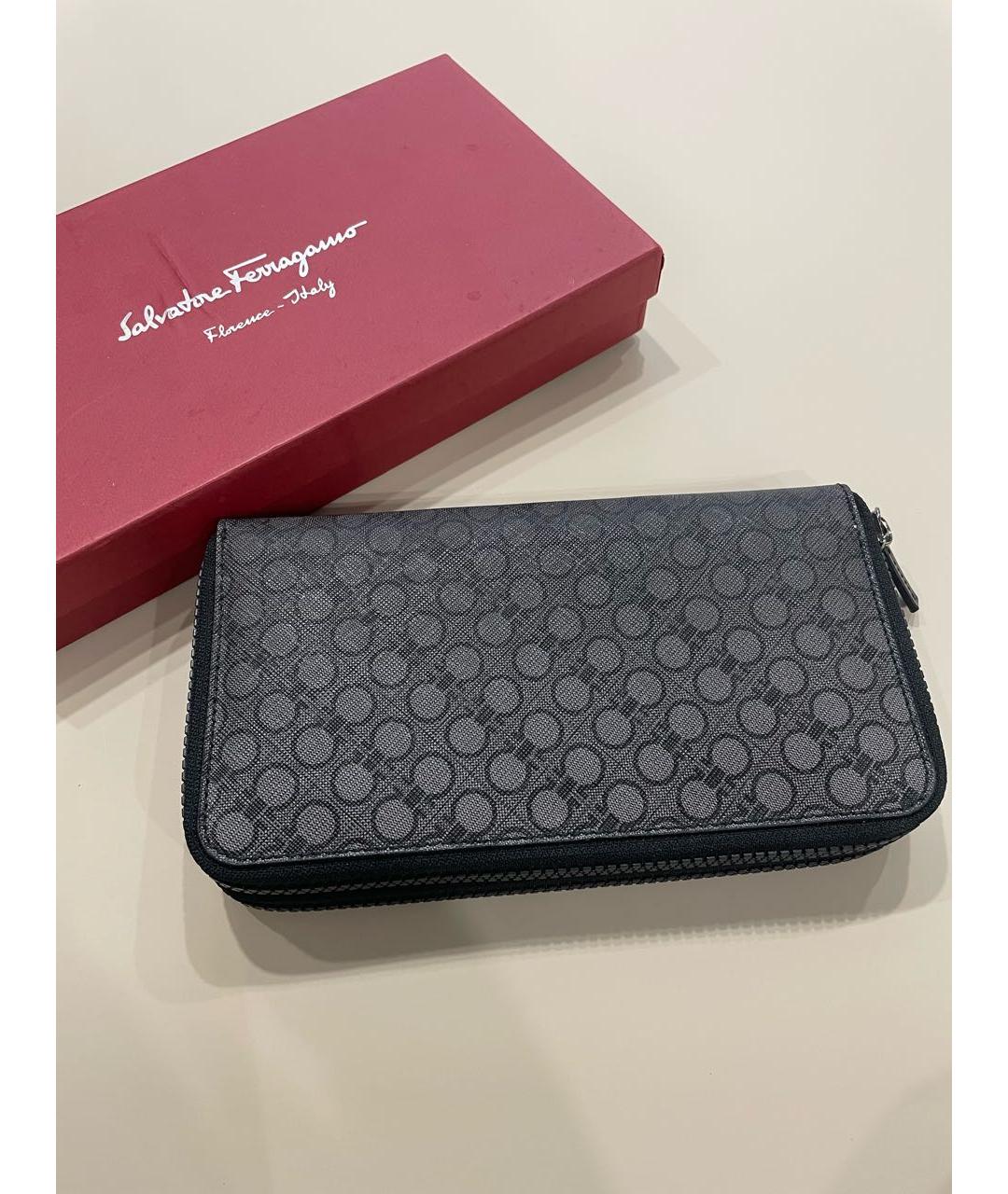 FERRAGAMO Серая кожаная барсетка, фото 2