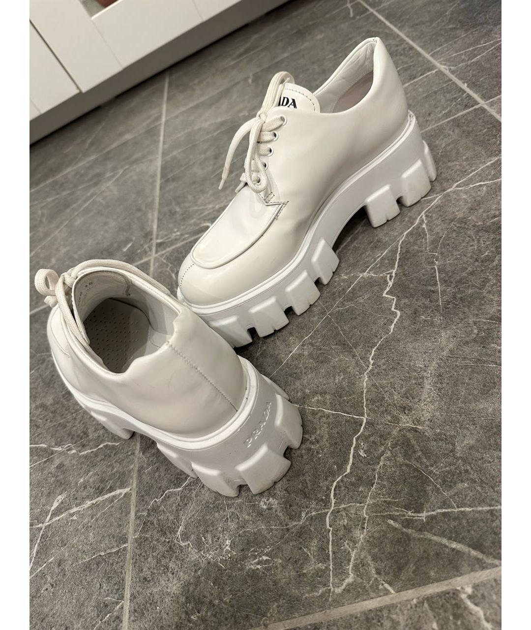 PRADA Белые кожаные брогги и оксфорды, фото 4