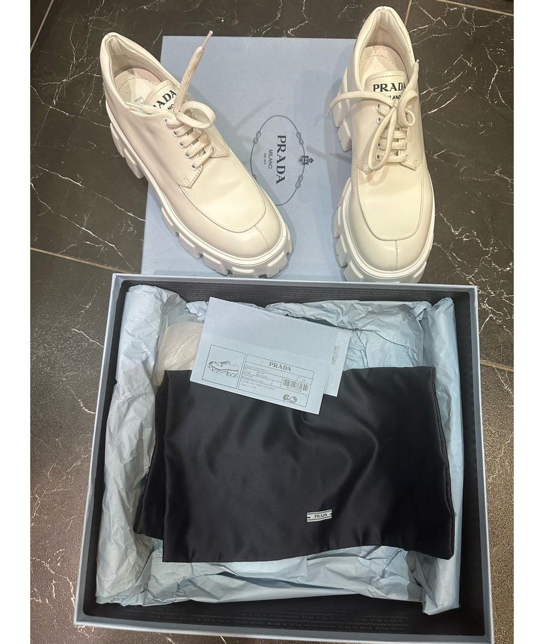 PRADA Белые кожаные брогги и оксфорды, фото 3