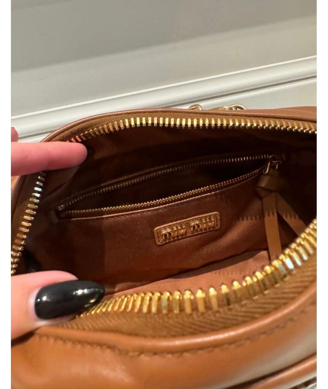 MIU MIU Коричневая кожаная сумка через плечо, фото 6