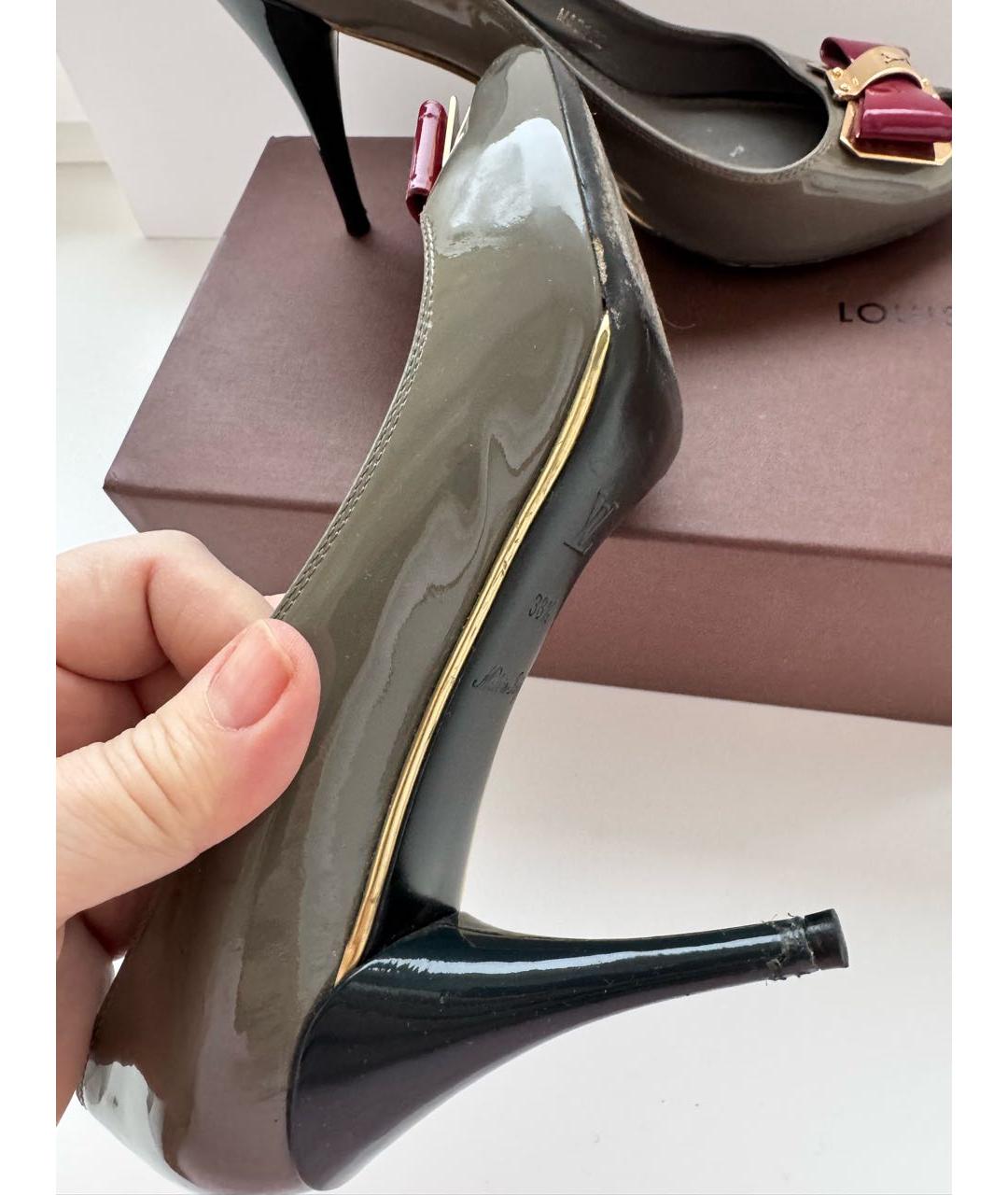 LOUIS VUITTON Серые туфли из лакированной кожи, фото 5