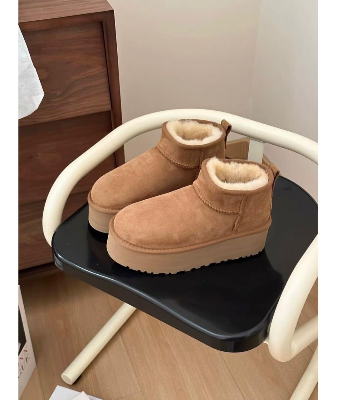 UGG AUSTRALIA Коричневые замшевые ботинки, фото 3