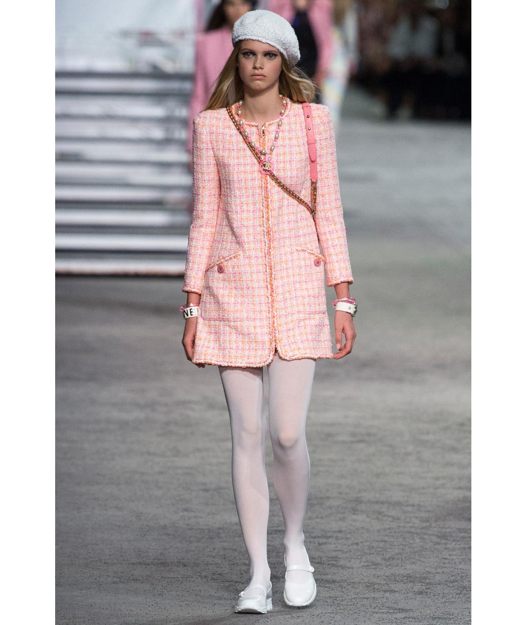 CHANEL Розовый твидовый жакет/пиджак, фото 3