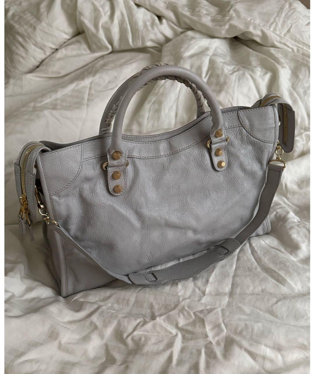 BALENCIAGA Серая кожаная сумка с короткими ручками, фото 2