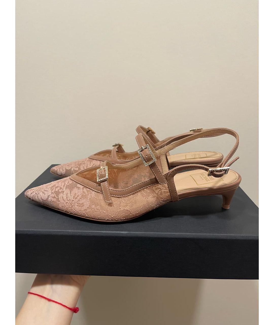 Louise Michail Розовые текстильные лодочки на низком каблуке, фото 6