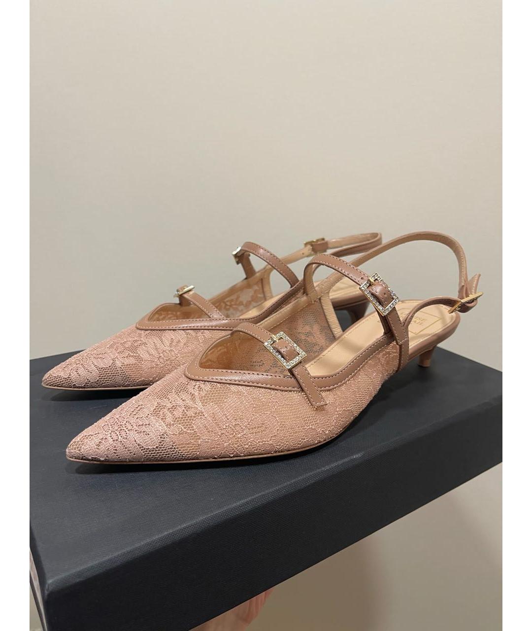 Louise Michail Розовые текстильные лодочки на низком каблуке, фото 5