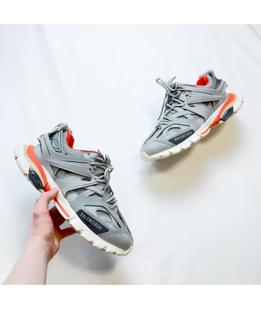 BALENCIAGA Серые резиновые низкие кроссовки / кеды, фото 6