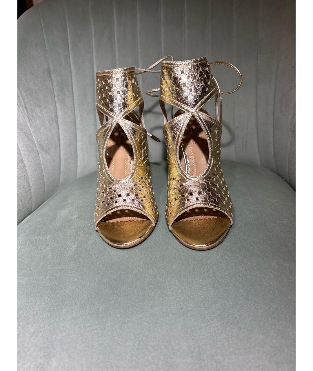 AQUAZZURA Золотые кожаные босоножки, фото 2