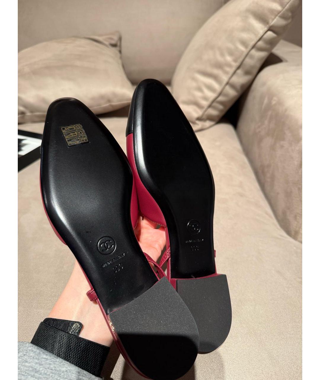 CHANEL Бордовые кожаные лодочки на низком каблуке, фото 3