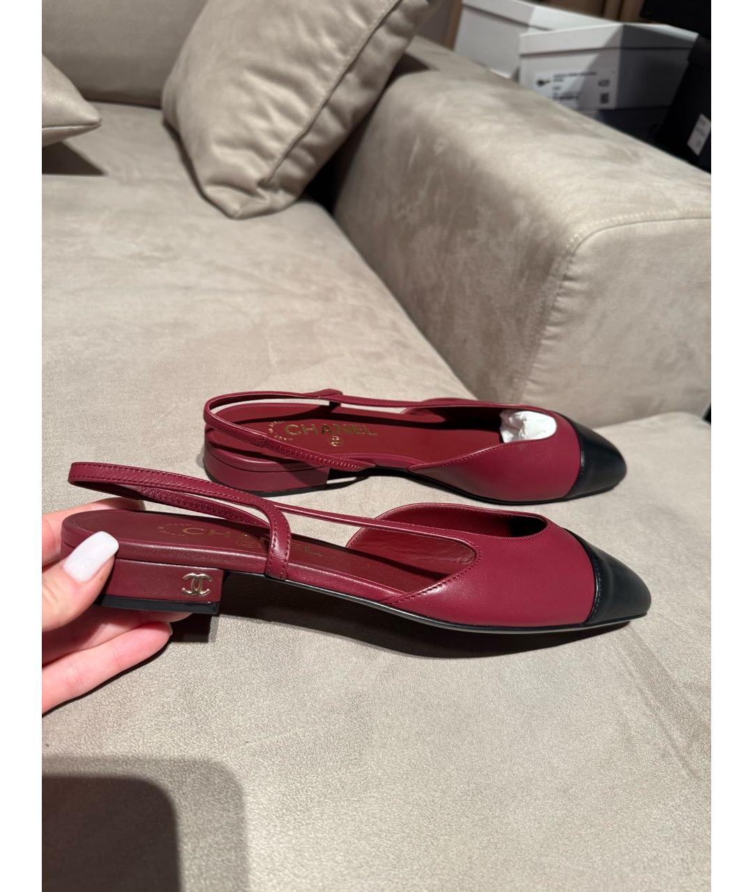 CHANEL Бордовые кожаные лодочки на низком каблуке, фото 5