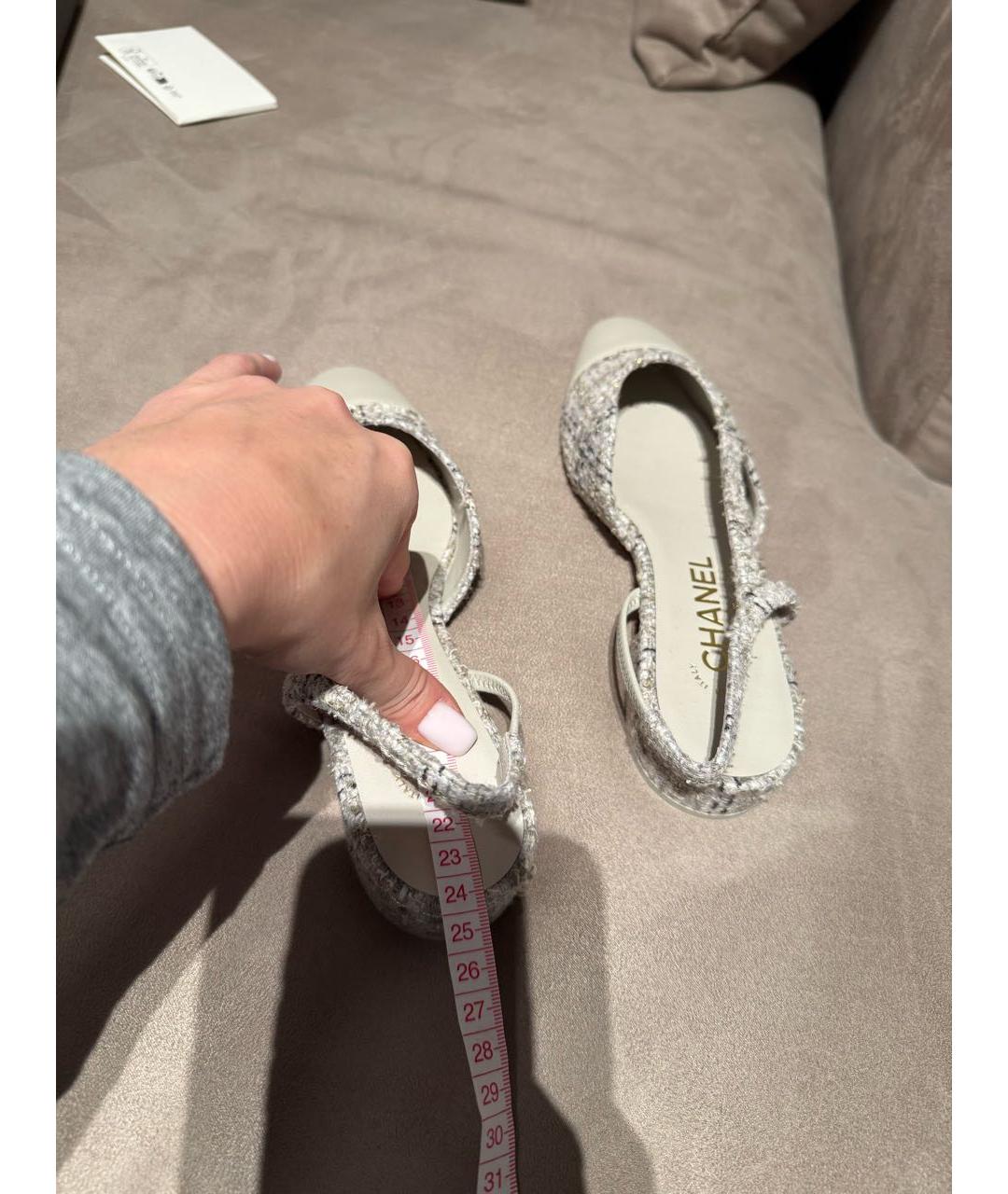 CHANEL Серые кожаные лодочки на низком каблуке, фото 6