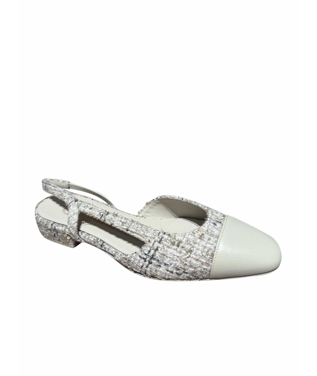 CHANEL Серые кожаные лодочки на низком каблуке, фото 1