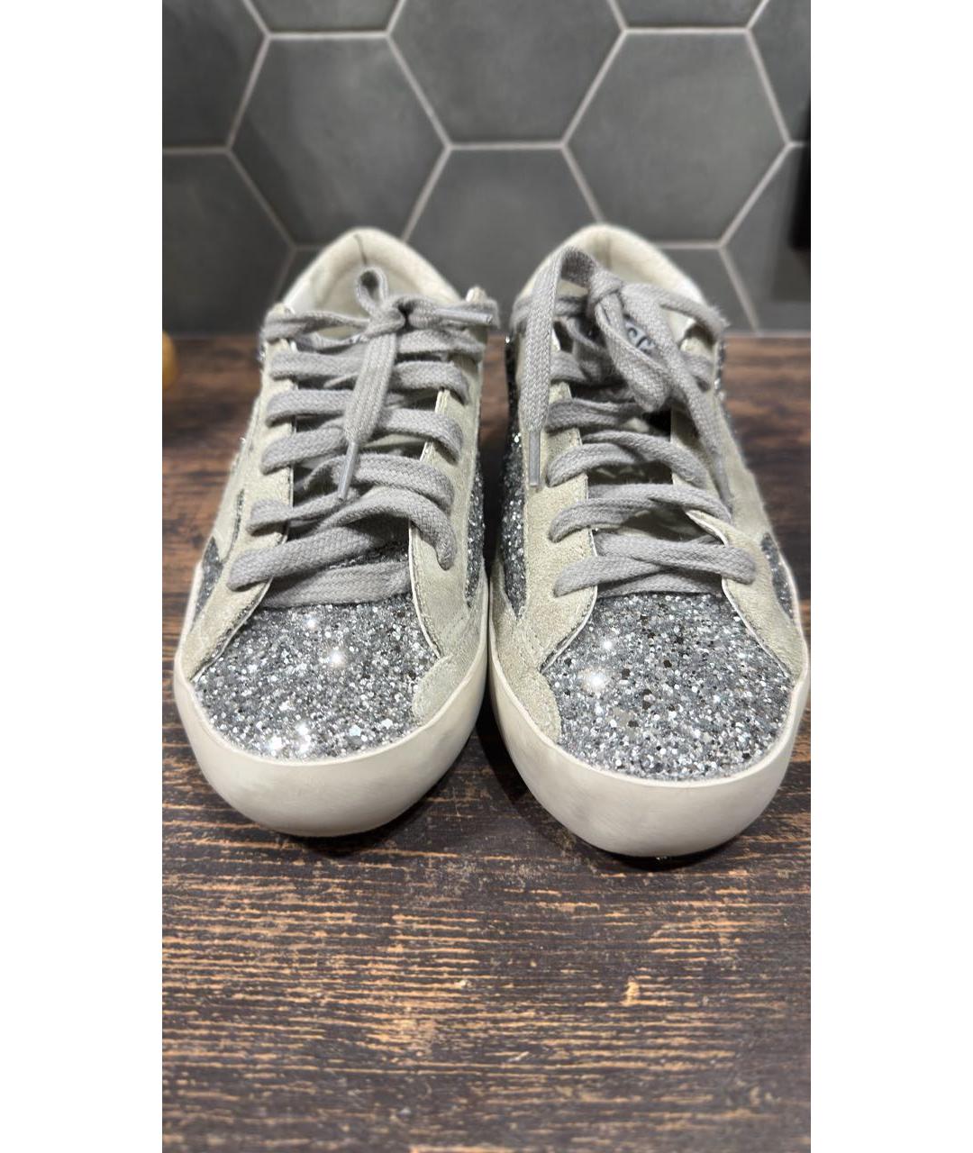 GOLDEN GOOSE DELUXE BRAND Серебряные замшевые кеды, фото 2