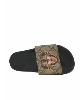 GUCCI Сандалии и шлепанцы