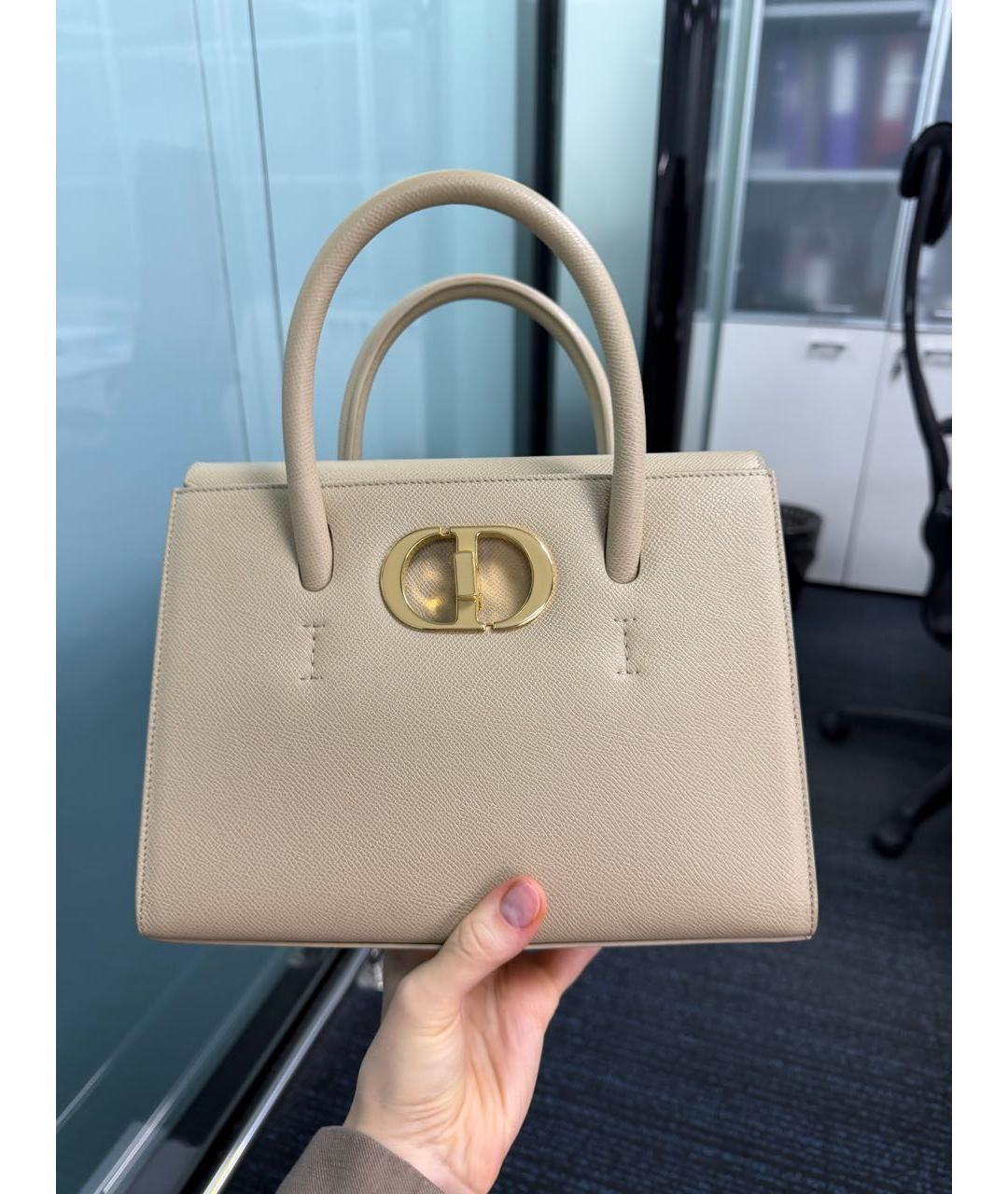 CHRISTIAN DIOR Бежевая кожаная сумка с короткими ручками, фото 7