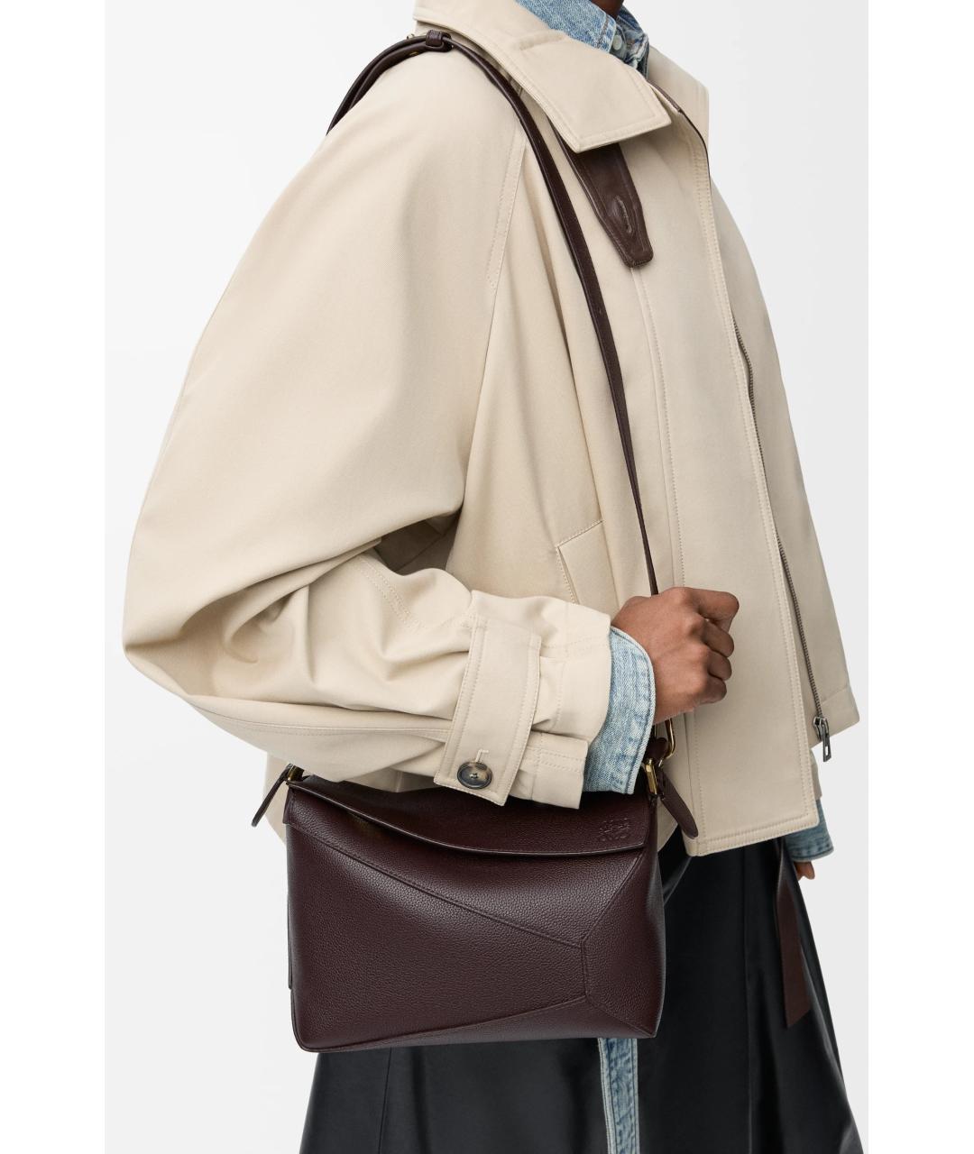 LOEWE Коричневая кожаная сумка через плечо, фото 5