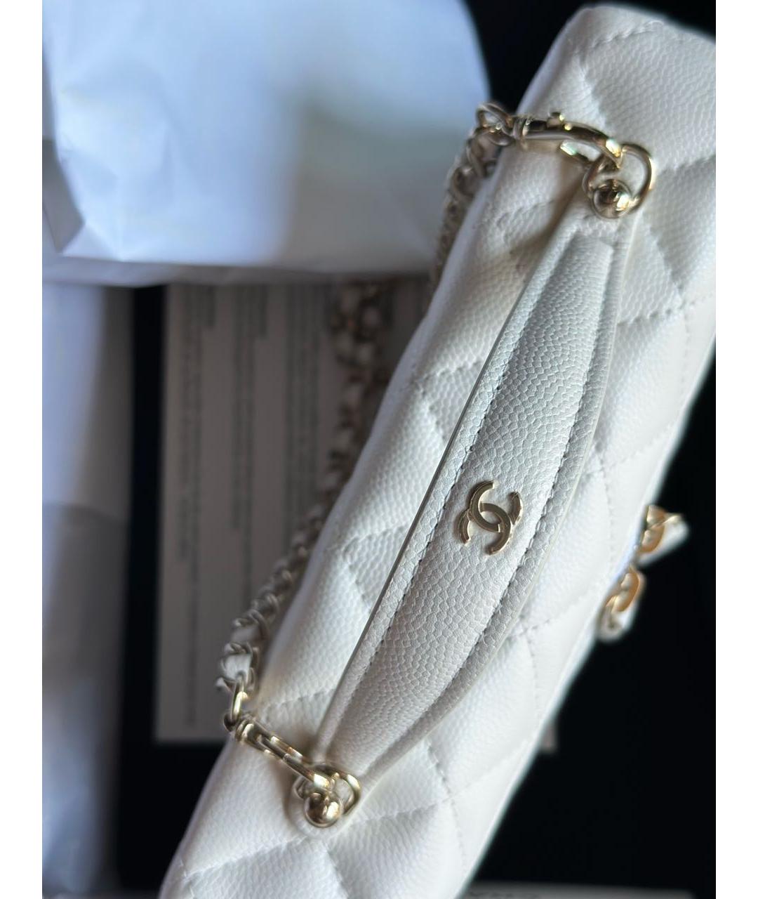 CHANEL Белая кожаная сумка через плечо, фото 4