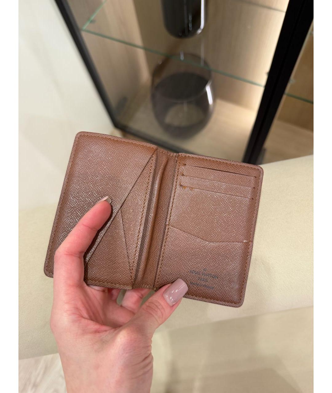 LOUIS VUITTON Коричневый кардхолдер, фото 7