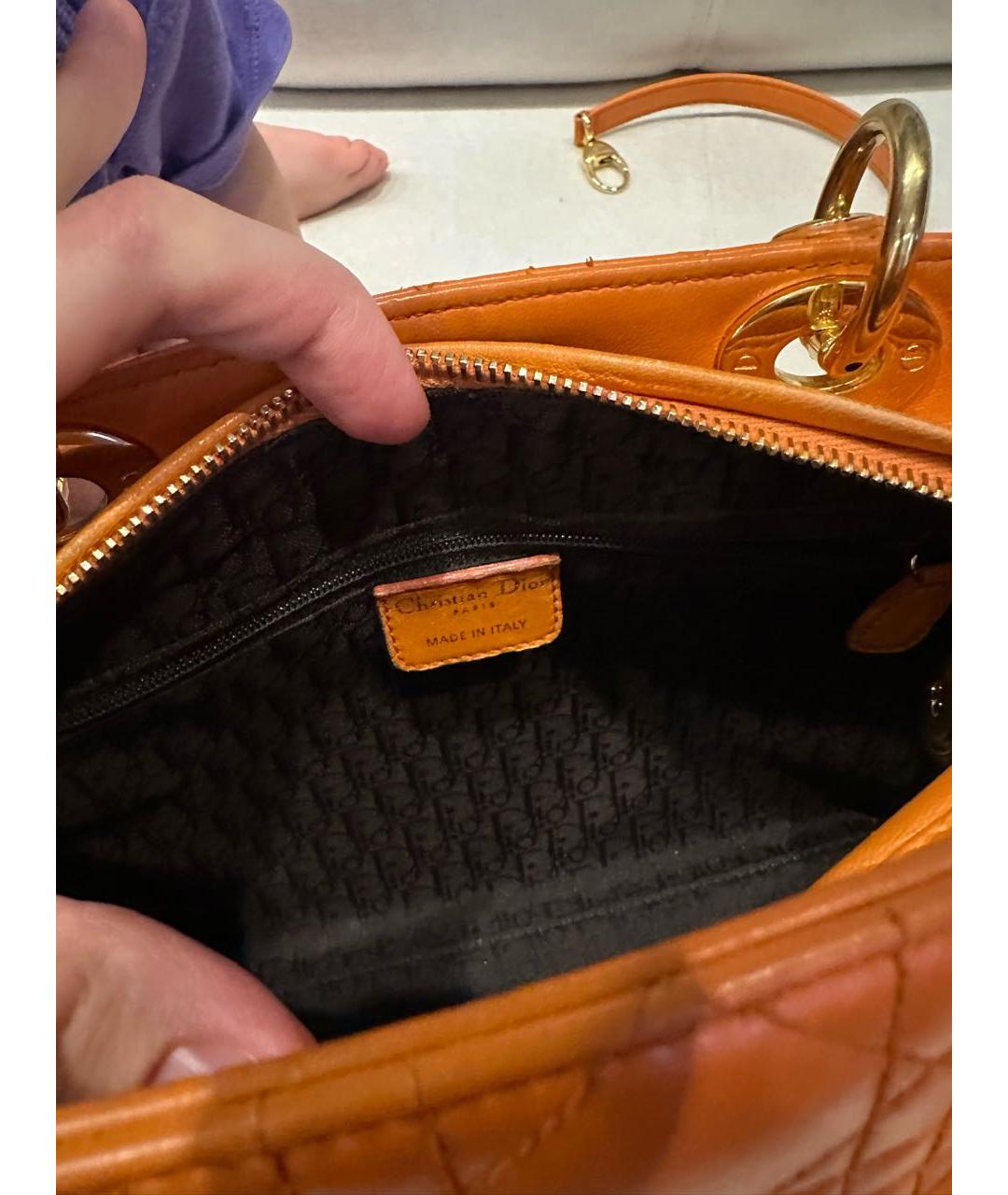 CHRISTIAN DIOR Оранжевая кожаная сумка тоут, фото 3