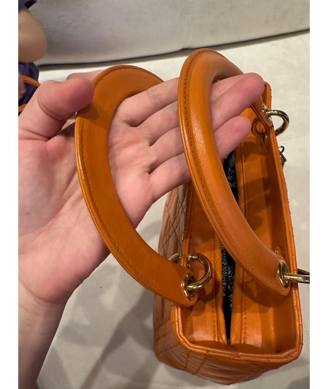 CHRISTIAN DIOR Оранжевая кожаная сумка тоут, фото 5