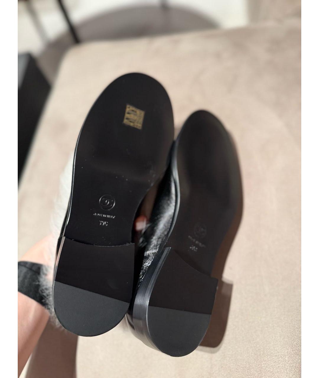 CHANEL Черные лоферы из лакированной кожи, фото 5