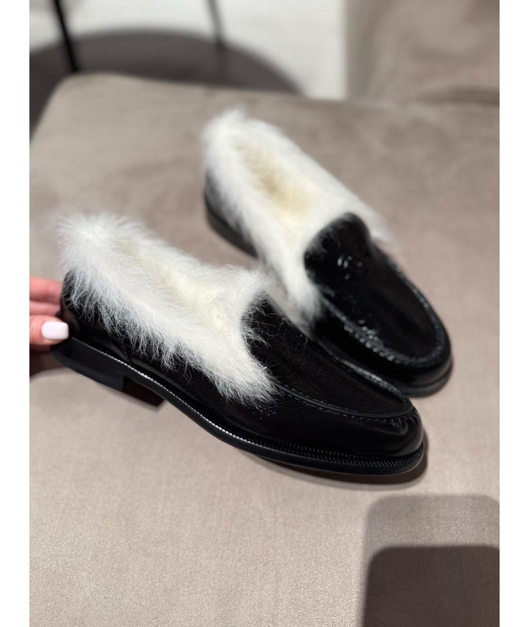 CHANEL Черные лоферы из лакированной кожи, фото 9