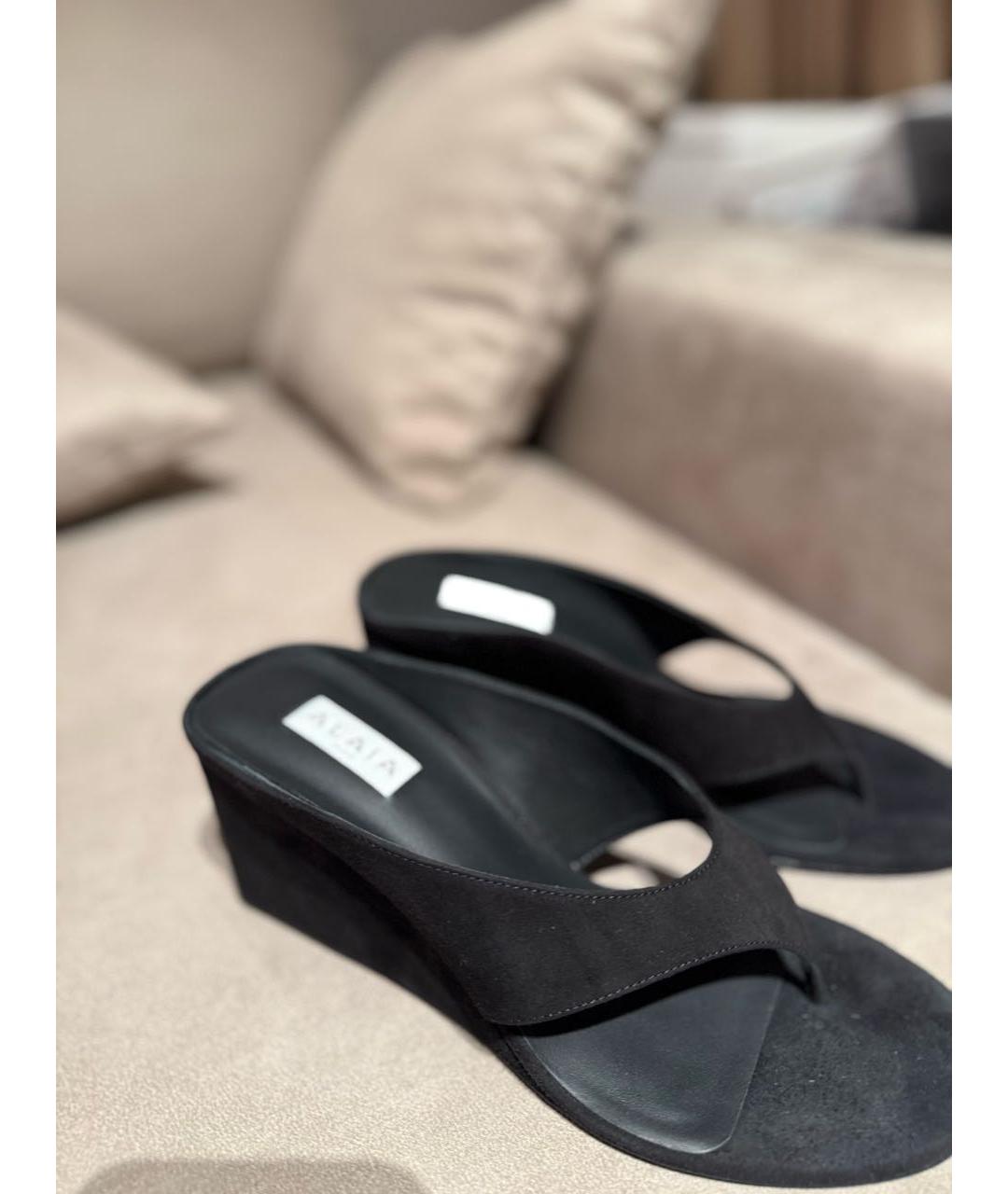 ALAIA Черные замшевые сандалии, фото 3