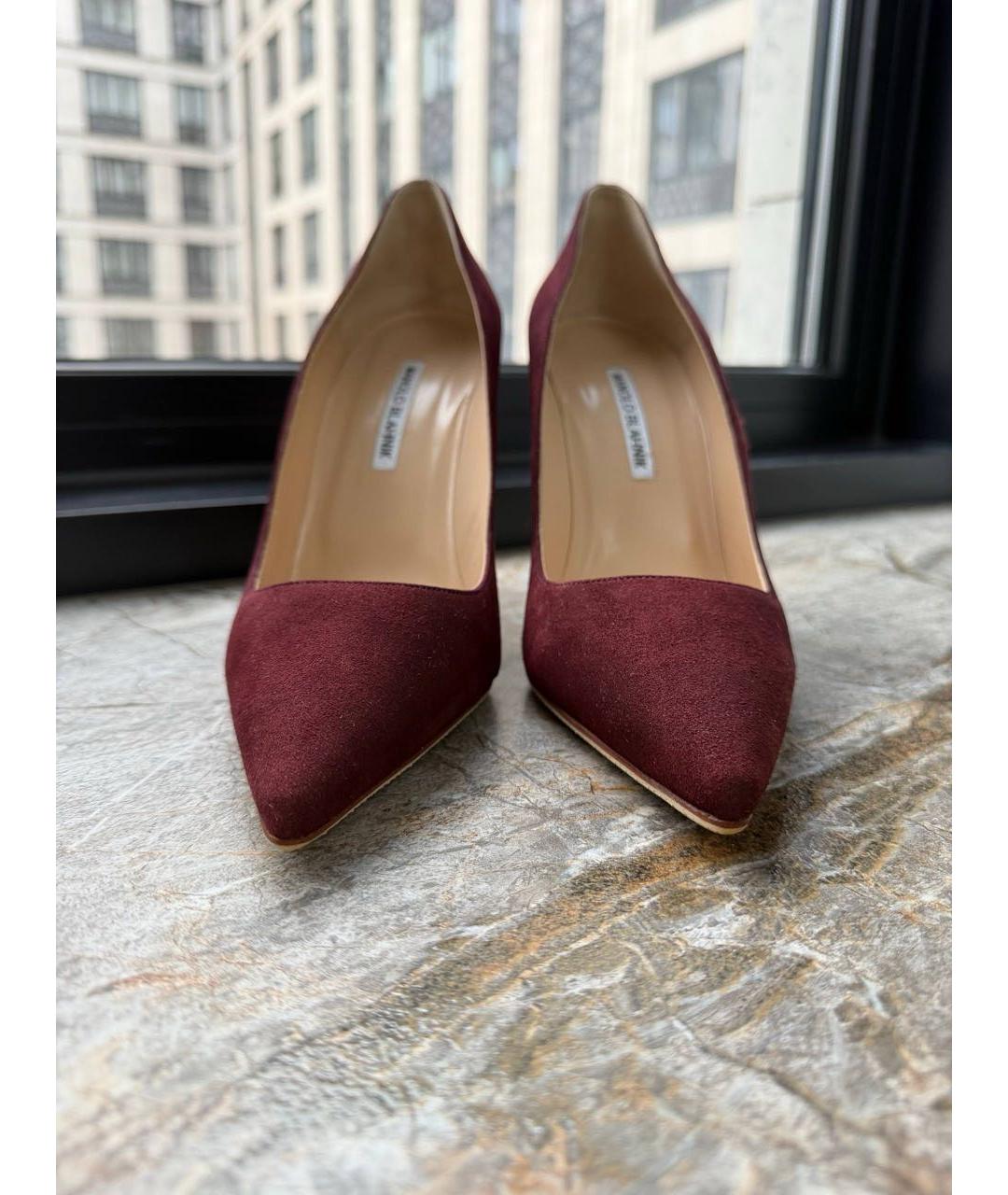 MANOLO BLAHNIK Бордовые замшевые туфли, фото 2