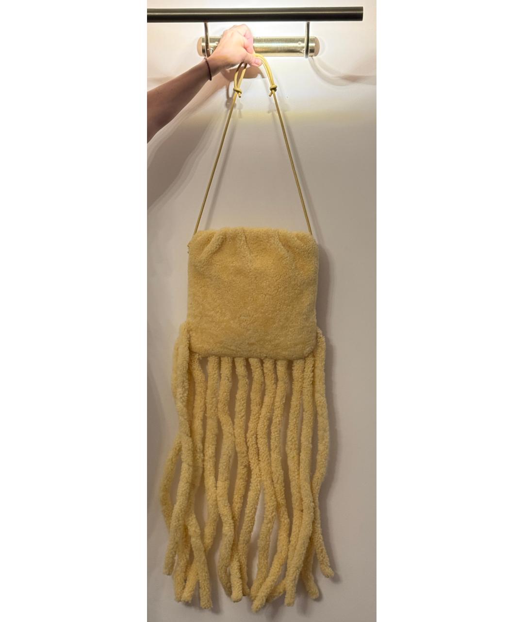 BOTTEGA VENETA Желтая меховая сумка с короткими ручками, фото 10