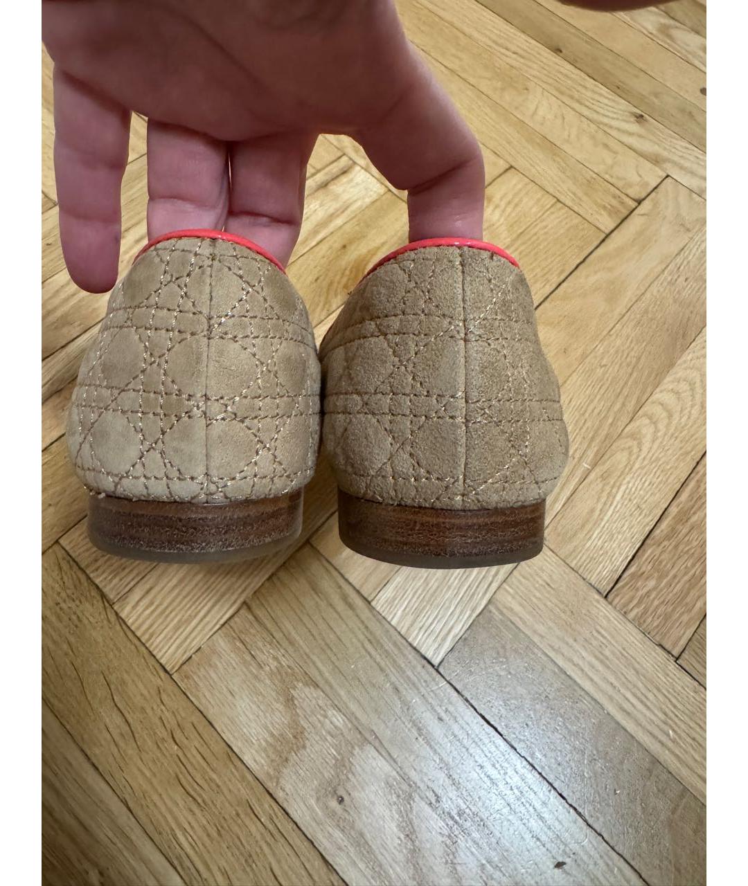 CHRISTIAN DIOR Бежевые бархатные лоферы, фото 7