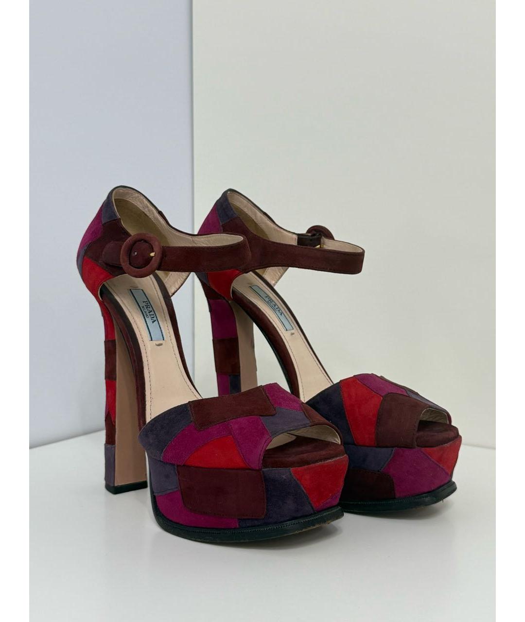 PRADA Красные текстильные босоножки, фото 2