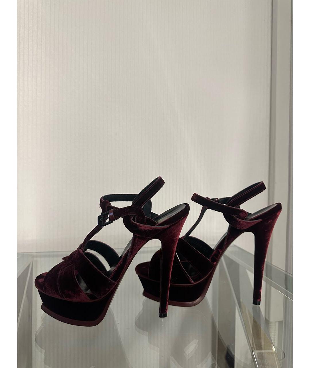SAINT LAURENT Бордовые бархатные босоножки, фото 4