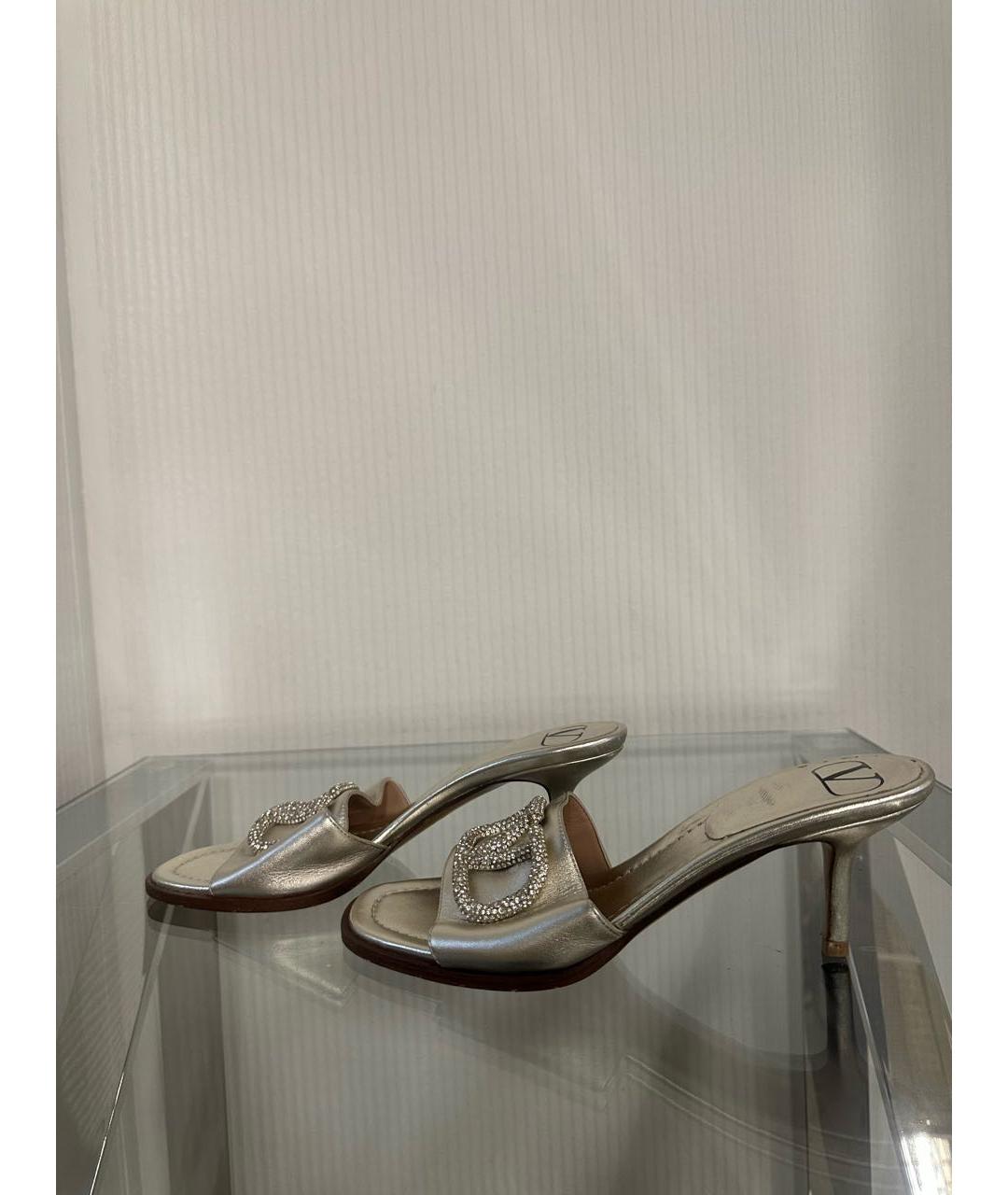 VALENTINO Серебряные кожаные мюли, фото 3