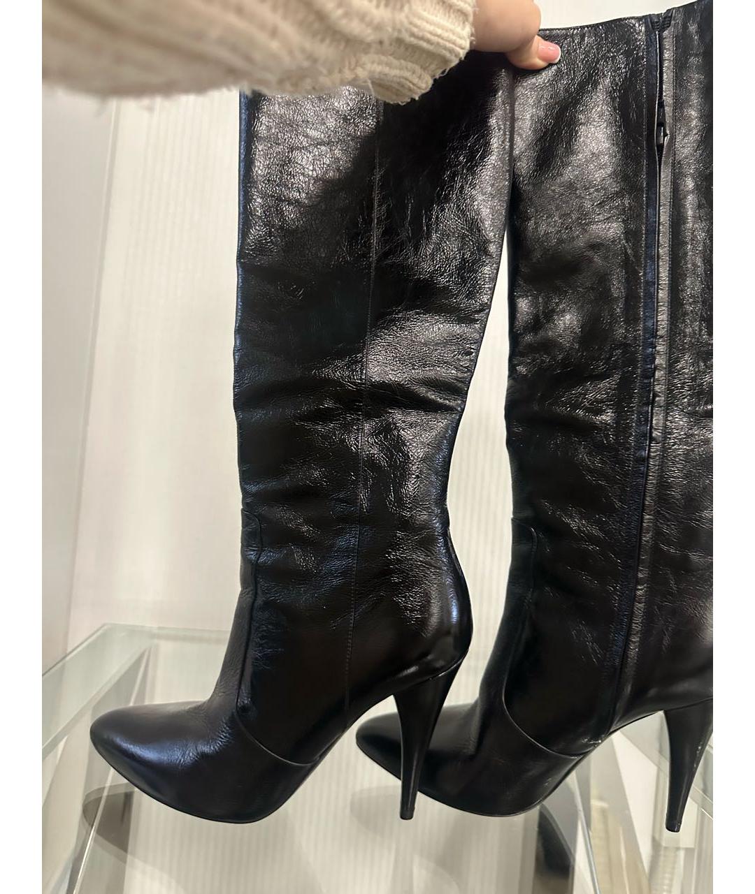 SAINT LAURENT Черные сапоги из лакированной кожи, фото 4