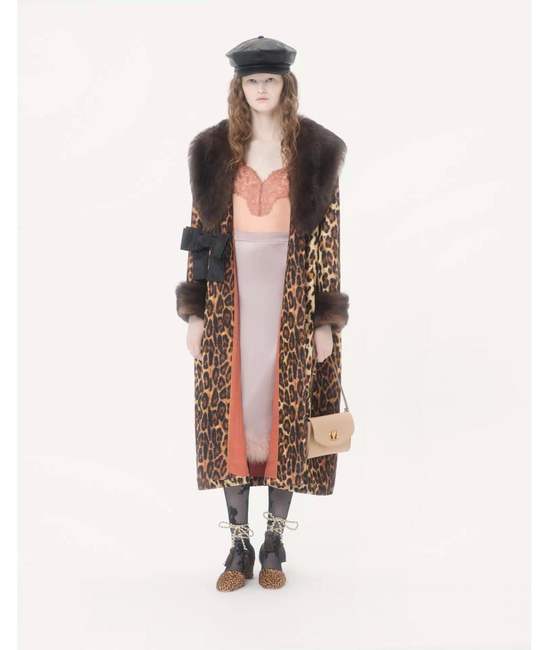 VALENTINO Бежевая кожаная сумка с короткими ручками, фото 2