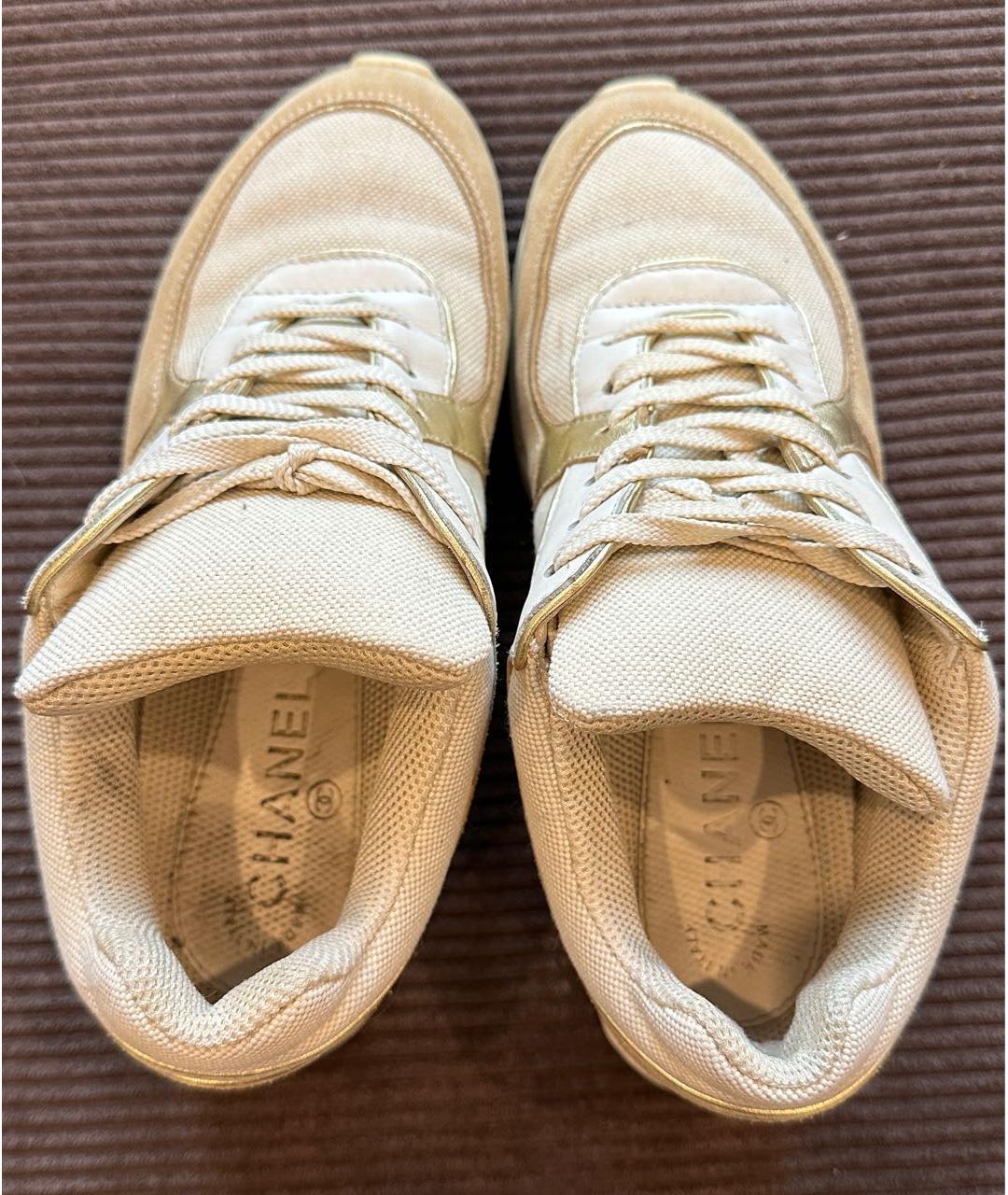 CHANEL Бежевые кожаные кроссовки, фото 3