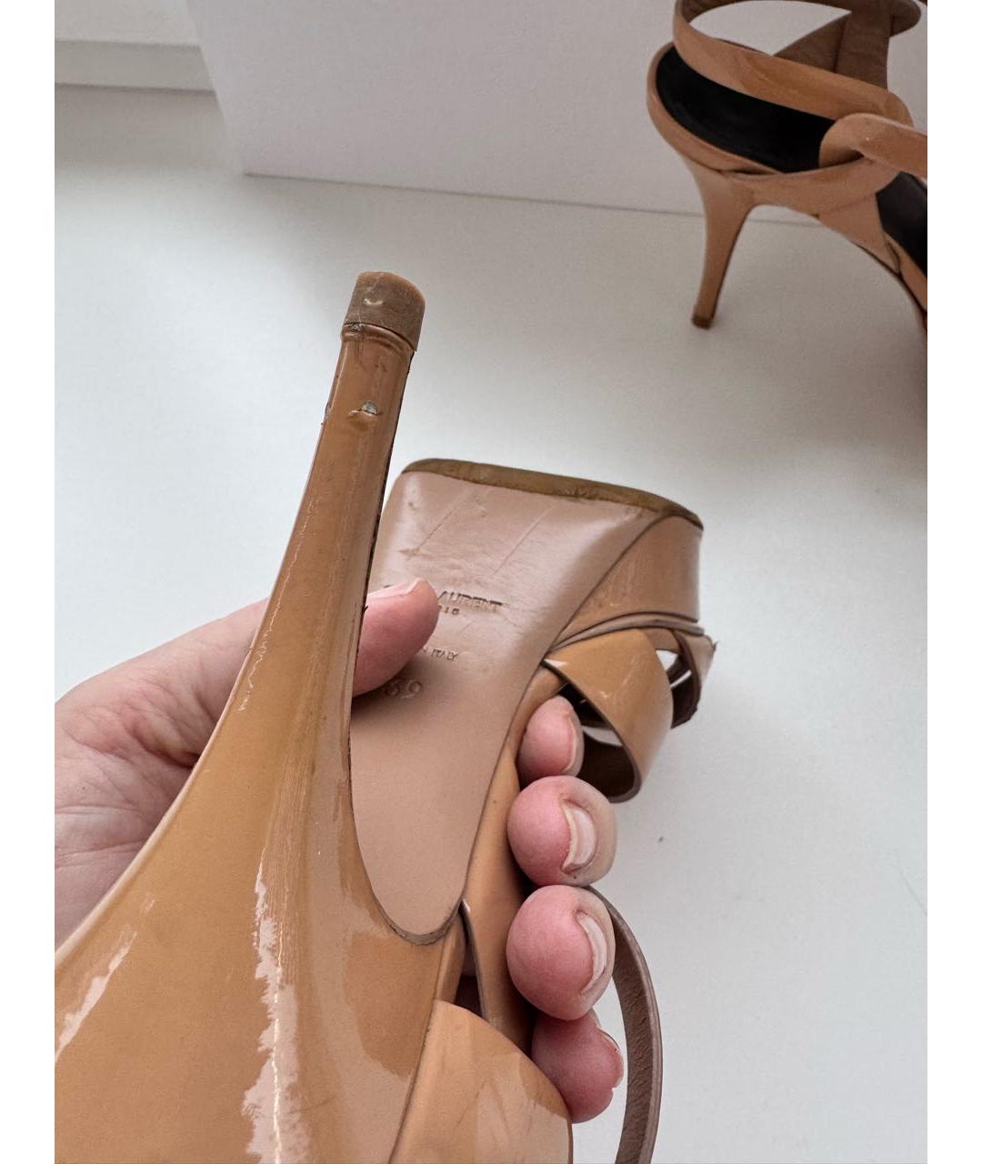 SAINT LAURENT Бежевые туфли из лакированной кожи, фото 6