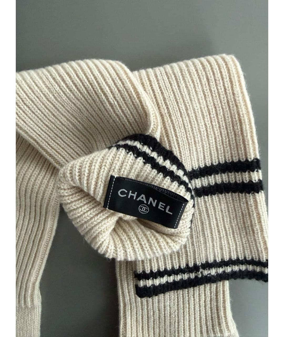 CHANEL Бежевые носки, чулки и колготы, фото 3