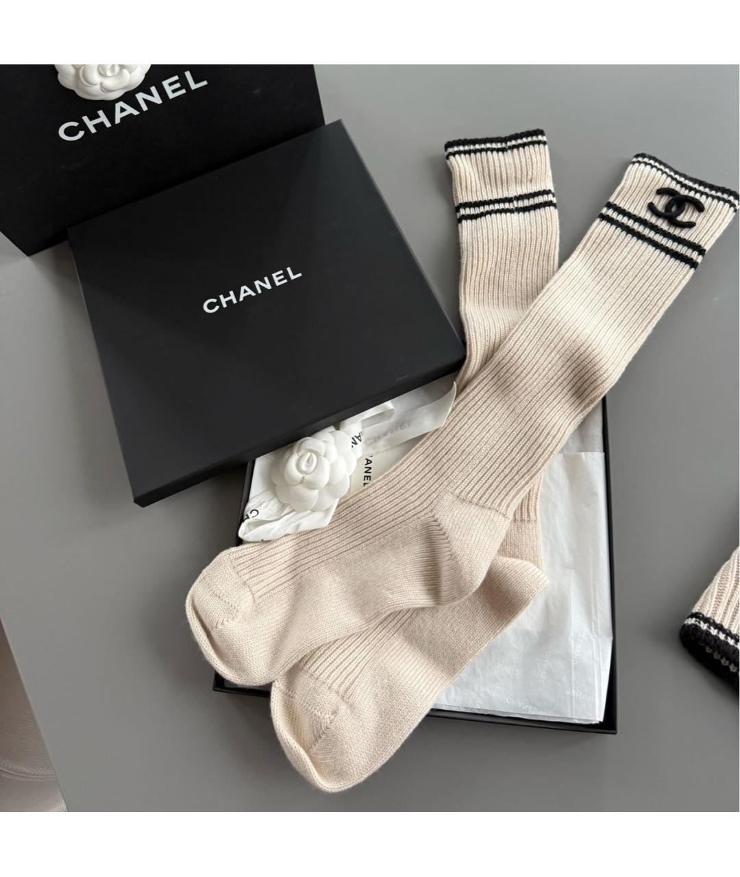 CHANEL Бежевые носки, чулки и колготы, фото 5