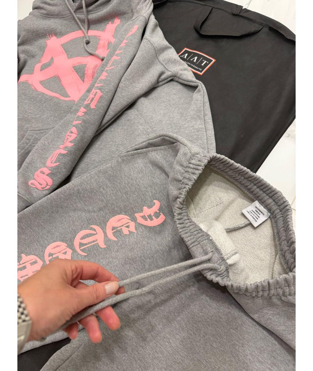 VETEMENTS Серый хлопковый костюм с брюками, фото 5