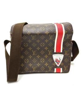 LOUIS VUITTON Сумка на плечо