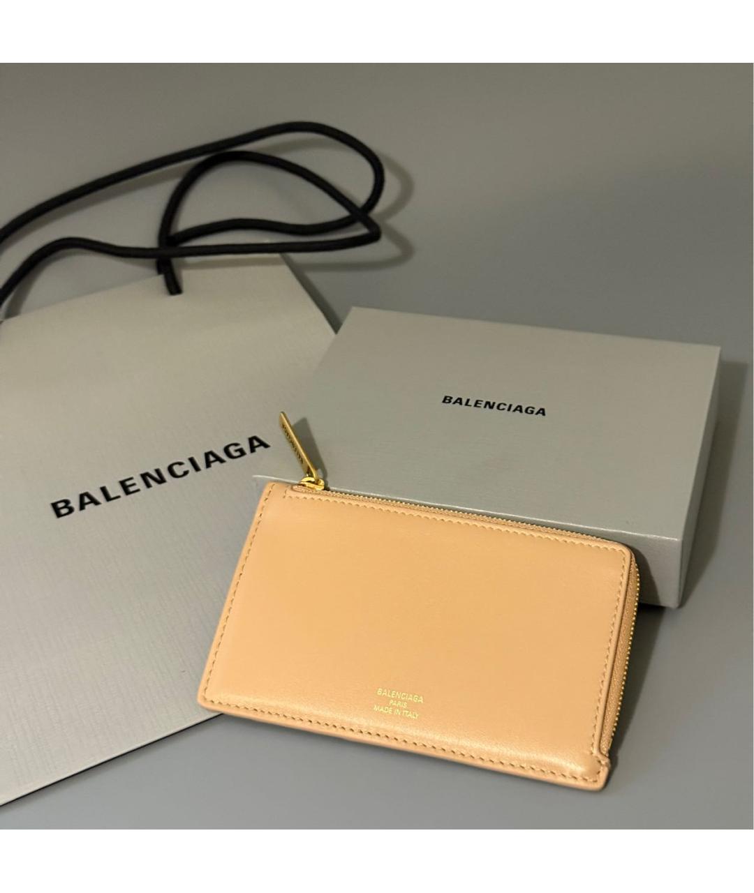 BALENCIAGA Бежевый кожаный кардхолдер, фото 7