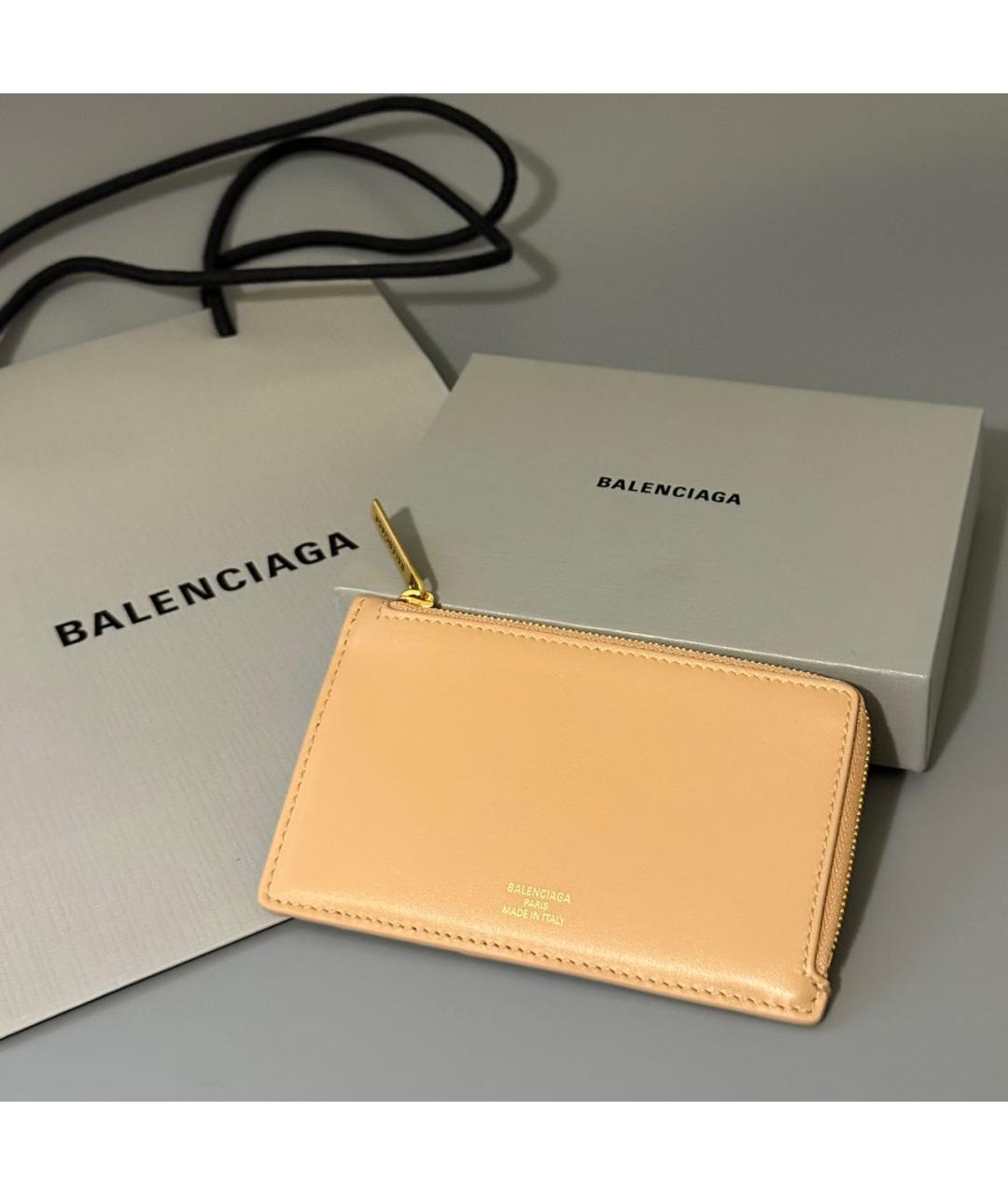 BALENCIAGA Бежевый кожаный кардхолдер, фото 2