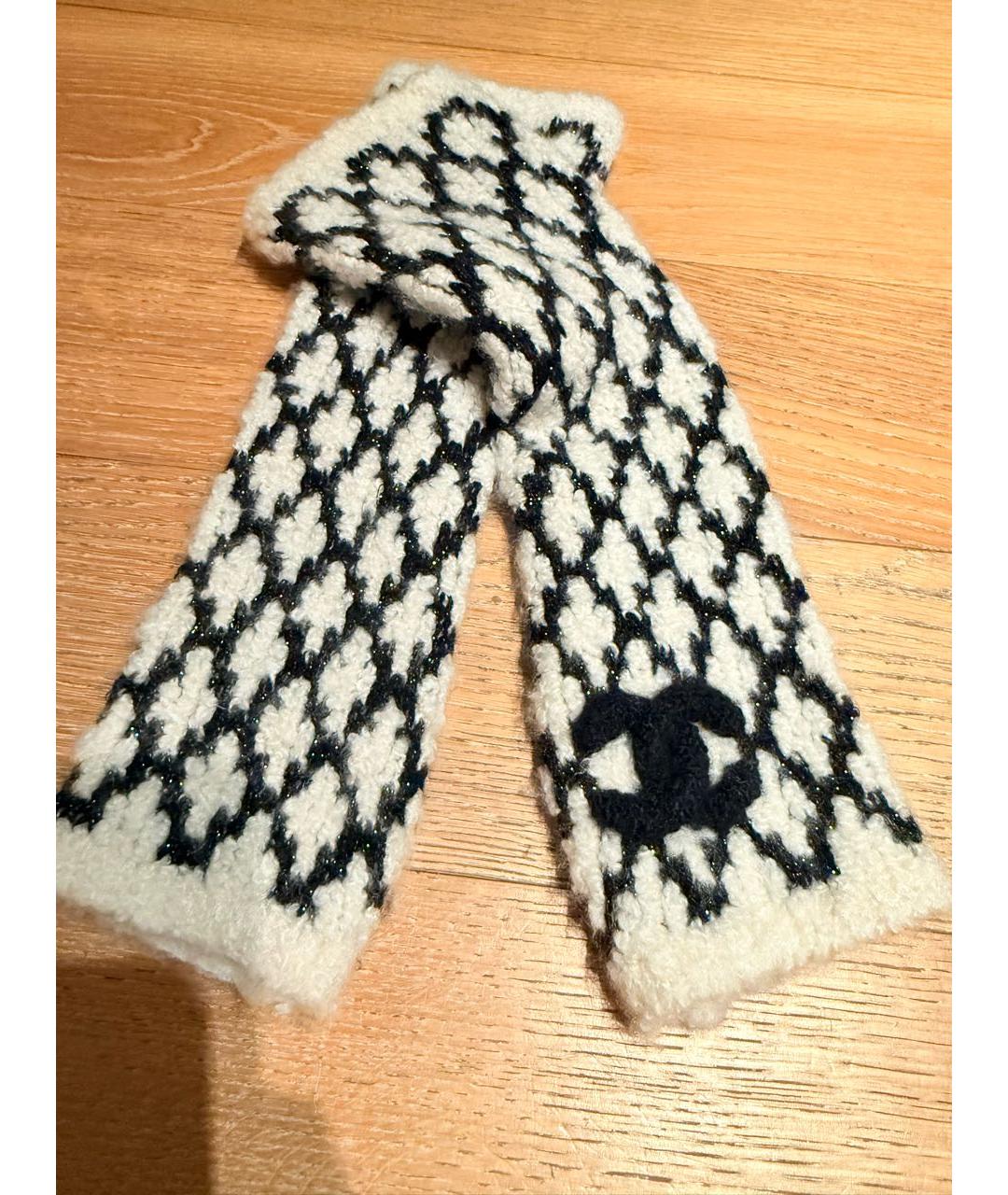 CHANEL Белые кашемировые митенки, фото 2