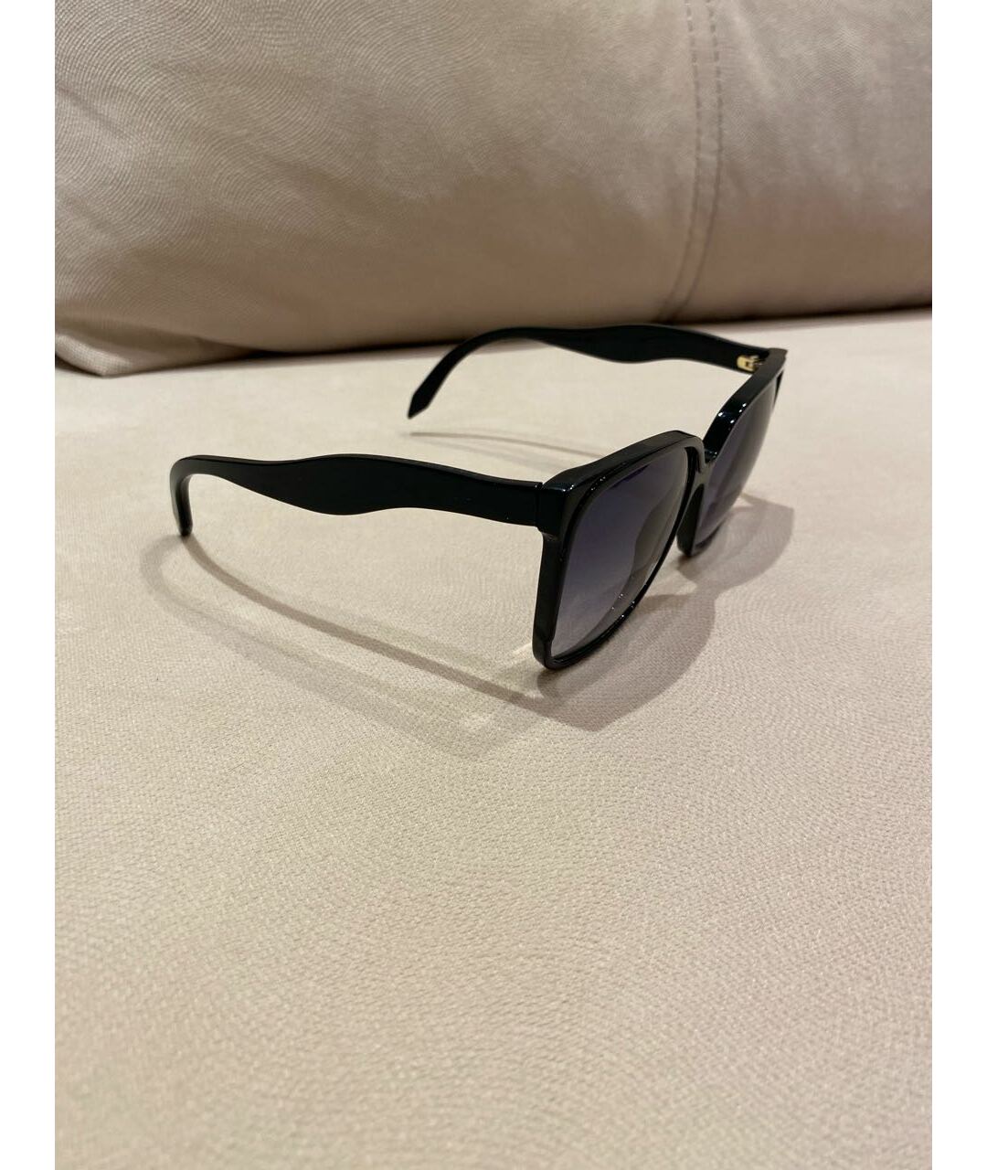 VICTORIA BECKHAM Черные пластиковые солнцезащитные очки, фото 2