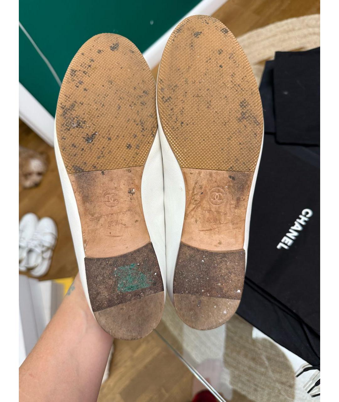 CHANEL Белые кожаные балетки, фото 7