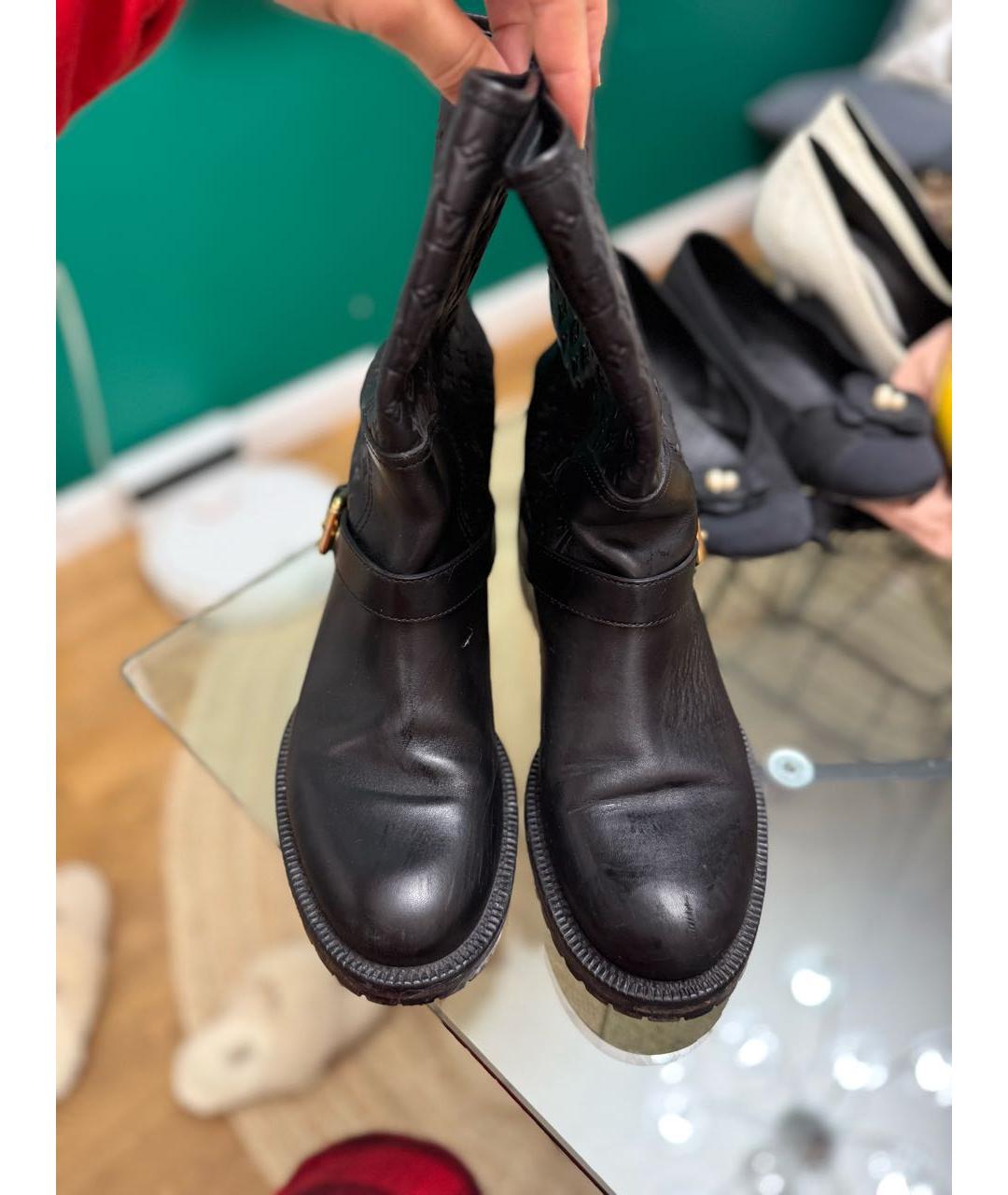 LOUIS VUITTON Черные кожаные полусапоги, фото 3